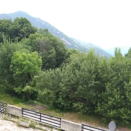 Condominio Lilla' * Viola